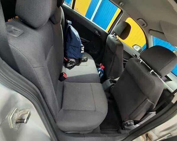 Сірий Опель Астра, об'ємом двигуна 1.9 л та пробігом 216 тис. км за 6500 $, фото 2 на Automoto.ua