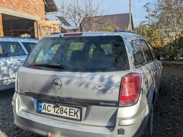 Серый Опель Астра, объемом двигателя 1.6 л и пробегом 197 тыс. км за 4000 $, фото 4 на Automoto.ua