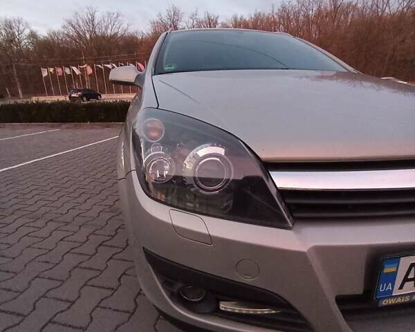 Сірий Опель Астра, об'ємом двигуна 1.6 л та пробігом 239 тис. км за 5400 $, фото 5 на Automoto.ua