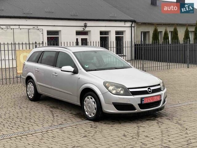 Серый Опель Астра, объемом двигателя 1.6 л и пробегом 195 тыс. км за 4790 $, фото 24 на Automoto.ua