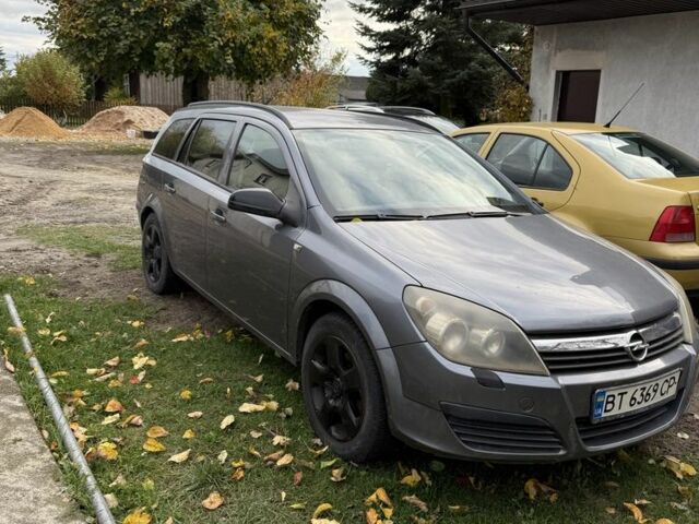 Опель Астра 2006 в Самборе на Automoto.ua Серый Опель Астра, объемом двигателя 1.2 л и пробегом 220 тыс. км за 3000 $, фото 1 на Automoto.ua