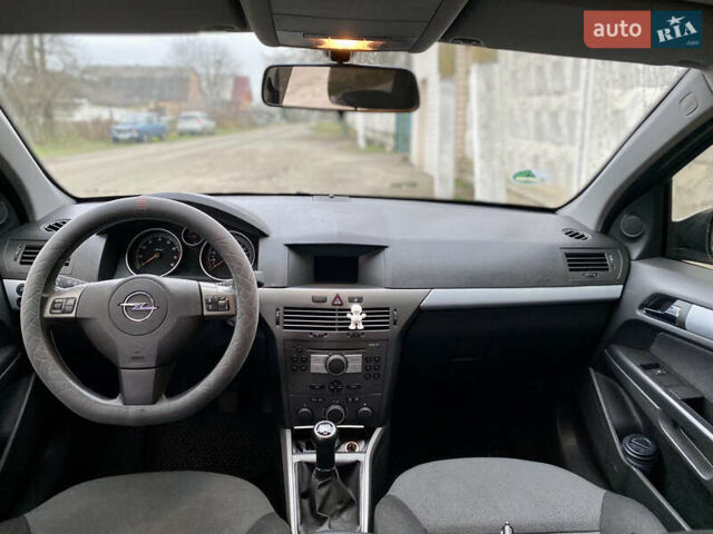 Сірий Опель Астра, об'ємом двигуна 1.6 л та пробігом 233 тис. км за 4450 $, фото 9 на Automoto.ua