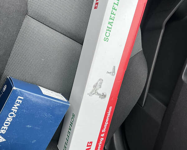 Сірий Опель Астра, об'ємом двигуна 1.25 л та пробігом 275 тис. км за 5300 $, фото 9 на Automoto.ua