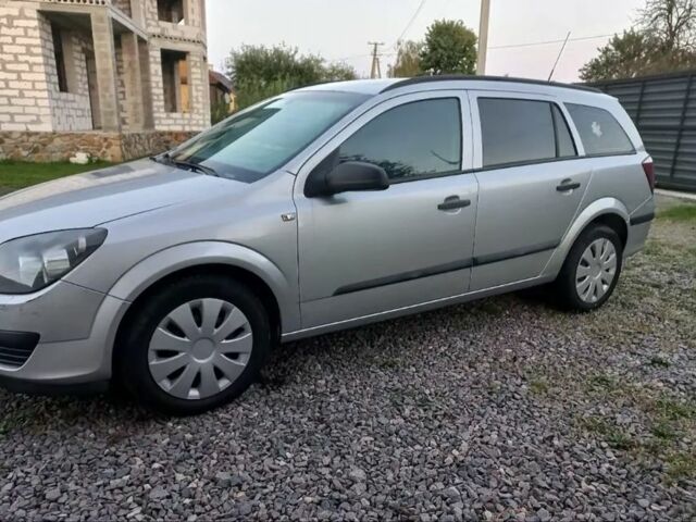 Серый Опель Астра, объемом двигателя 1.9 л и пробегом 300 тыс. км за 2200 $, фото 4 на Automoto.ua