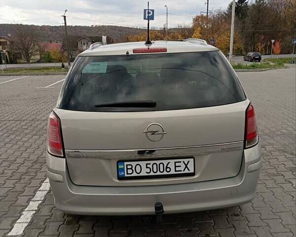 Серый Опель Астра, объемом двигателя 1.6 л и пробегом 198 тыс. км за 5200 $, фото 7 на Automoto.ua
