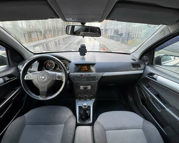 Сірий Опель Астра, об'ємом двигуна 1.6 л та пробігом 210 тис. км за 4500 $, фото 13 на Automoto.ua