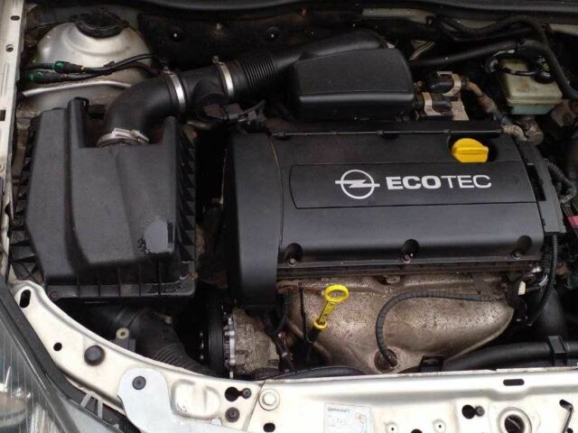 Сірий Опель Астра, об'ємом двигуна 1.6 л та пробігом 210 тис. км за 4700 $, фото 1 на Automoto.ua