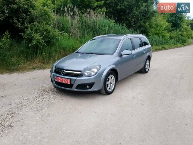 Серый Опель Астра, объемом двигателя 1.6 л и пробегом 206 тыс. км за 5400 $, фото 20 на Automoto.ua