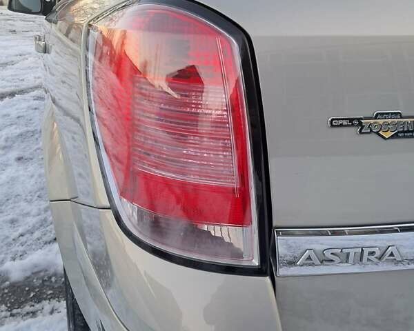 Сірий Опель Астра, об'ємом двигуна 1.6 л та пробігом 147 тис. км за 6500 $, фото 16 на Automoto.ua