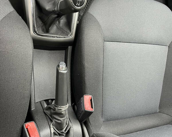 Серый Опель Астра, объемом двигателя 1.6 л и пробегом 198 тыс. км за 4450 $, фото 16 на Automoto.ua