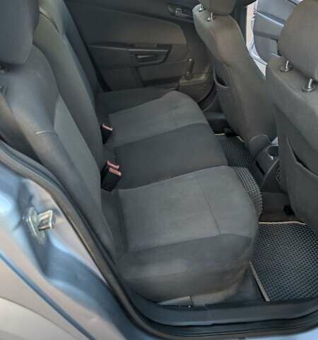 Опель Астра 2006 в Житомире на Automoto.ua Серый Опель Астра, объемом двигателя 1.6 л и пробегом 279 тыс. км за 4900 $, фото 4 на Automoto.ua