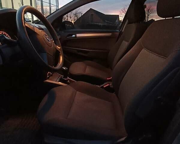 Сірий Опель Астра, об'ємом двигуна 1.6 л та пробігом 239 тис. км за 5400 $, фото 10 на Automoto.ua