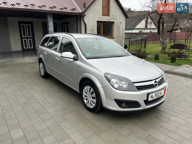 Серый Опель Астра, объемом двигателя 1.6 л и пробегом 198 тыс. км за 4450 $, фото 3 на Automoto.ua