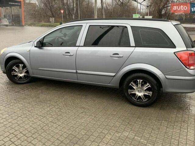 Сірий Опель Астра, об'ємом двигуна 1.6 л та пробігом 234 тис. км за 3950 $, фото 1 на Automoto.ua