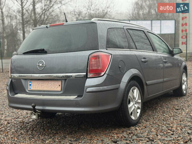 Серый Опель Астра, объемом двигателя 1.6 л и пробегом 271 тыс. км за 3999 $, фото 20 на Automoto.ua