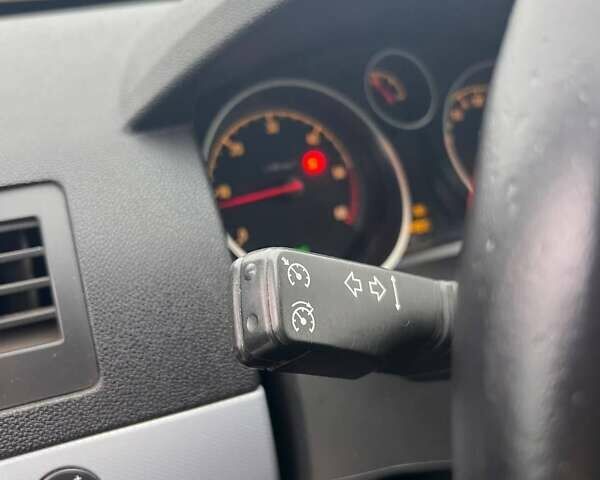 Сірий Опель Астра, об'ємом двигуна 1.9 л та пробігом 308 тис. км за 4800 $, фото 21 на Automoto.ua