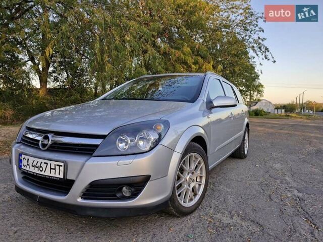 Сірий Опель Астра, об'ємом двигуна 1.6 л та пробігом 235 тис. км за 5500 $, фото 8 на Automoto.ua