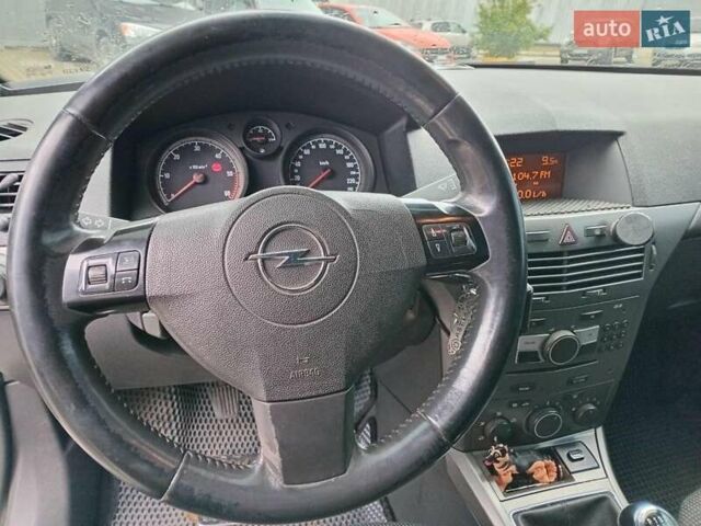 Сірий Опель Астра, об'ємом двигуна 1.3 л та пробігом 250 тис. км за 5190 $, фото 13 на Automoto.ua