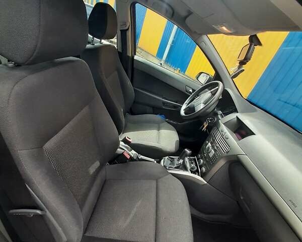 Сірий Опель Астра, об'ємом двигуна 1.9 л та пробігом 216 тис. км за 6500 $, фото 3 на Automoto.ua