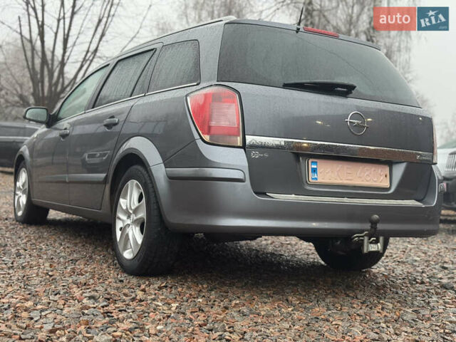 Сірий Опель Астра, об'ємом двигуна 1.6 л та пробігом 261 тис. км за 3999 $, фото 26 на Automoto.ua