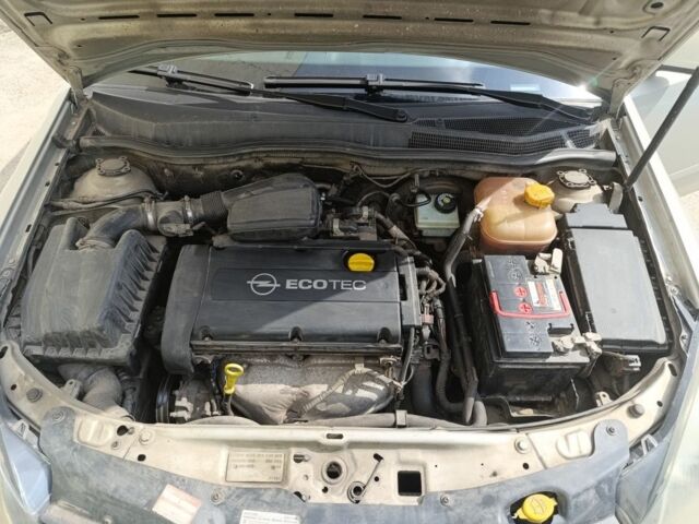 Сірий Опель Астра, об'ємом двигуна 1.6 л та пробігом 340 тис. км за 4000 $, фото 10 на Automoto.ua