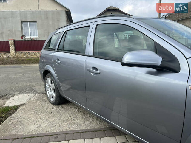 Опель Астра 2006 в Тернополе на Automoto.ua Серый Опель Астра, объемом двигателя 1.2 л и пробегом 300 тыс. км за 3999 $, фото 25 на Automoto.ua