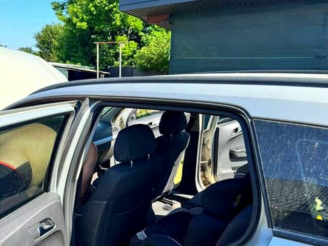 Серый Опель Астра, объемом двигателя 1.9 л и пробегом 320 тыс. км за 4500 $, фото 1 на Automoto.ua