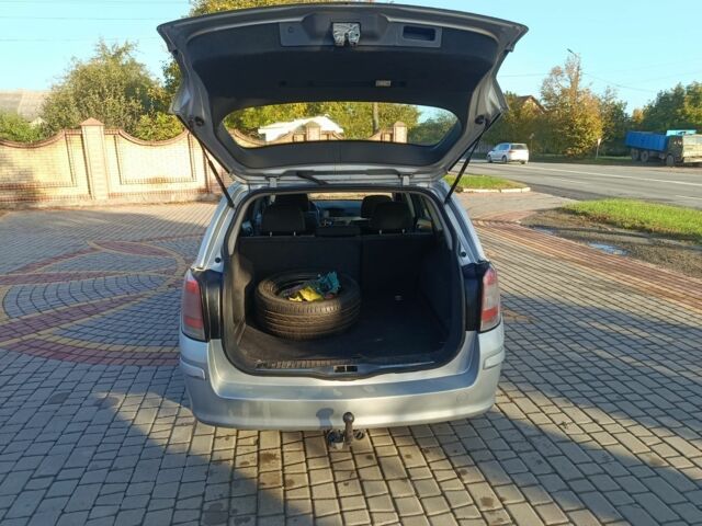 Серый Опель Астра, объемом двигателя 1.8 л и пробегом 260 тыс. км за 4250 $, фото 5 на Automoto.ua