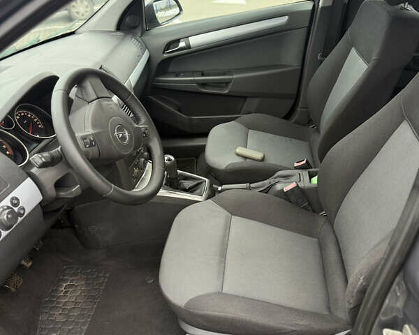 Сірий Опель Астра, об'ємом двигуна 1.6 л та пробігом 160 тис. км за 4450 $, фото 10 на Automoto.ua