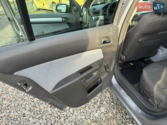 Сірий Опель Астра, об'ємом двигуна 1.69 л та пробігом 266 тис. км за 4500 $, фото 19 на Automoto.ua