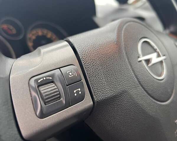 Сірий Опель Астра, об'ємом двигуна 1.9 л та пробігом 308 тис. км за 4800 $, фото 23 на Automoto.ua