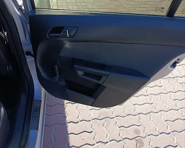 Серый Опель Астра, объемом двигателя 1.4 л и пробегом 311 тыс. км за 4500 $, фото 5 на Automoto.ua