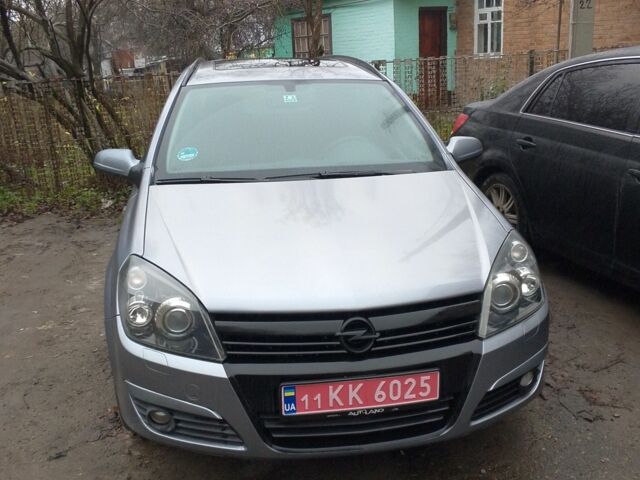 Серый Опель Астра, объемом двигателя 1.8 л и пробегом 215 тыс. км за 5000 $, фото 1 на Automoto.ua