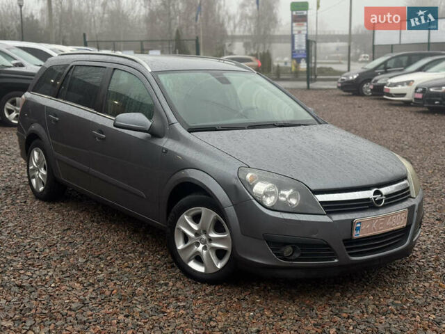 Сірий Опель Астра, об'ємом двигуна 1.6 л та пробігом 261 тис. км за 3999 $, фото 5 на Automoto.ua