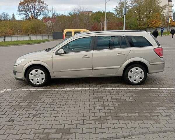 Серый Опель Астра, объемом двигателя 1.6 л и пробегом 198 тыс. км за 5200 $, фото 2 на Automoto.ua