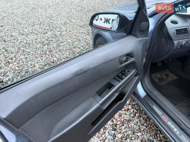 Серый Опель Астра, объемом двигателя 1.6 л и пробегом 333 тыс. км за 3300 $, фото 16 на Automoto.ua