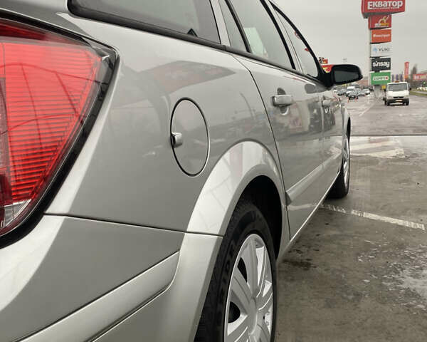 Сірий Опель Астра, об'ємом двигуна 1.6 л та пробігом 180 тис. км за 4450 $, фото 10 на Automoto.ua
