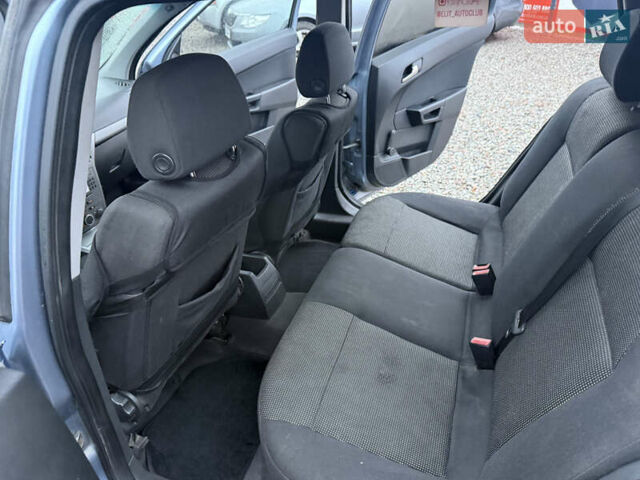 Серый Опель Астра, объемом двигателя 1.6 л и пробегом 333 тыс. км за 3300 $, фото 17 на Automoto.ua