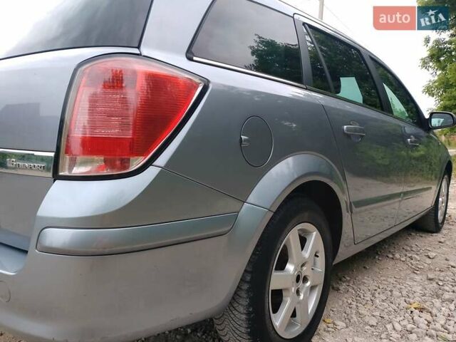 Сірий Опель Астра, об'ємом двигуна 1.6 л та пробігом 205 тис. км за 5000 $, фото 17 на Automoto.ua