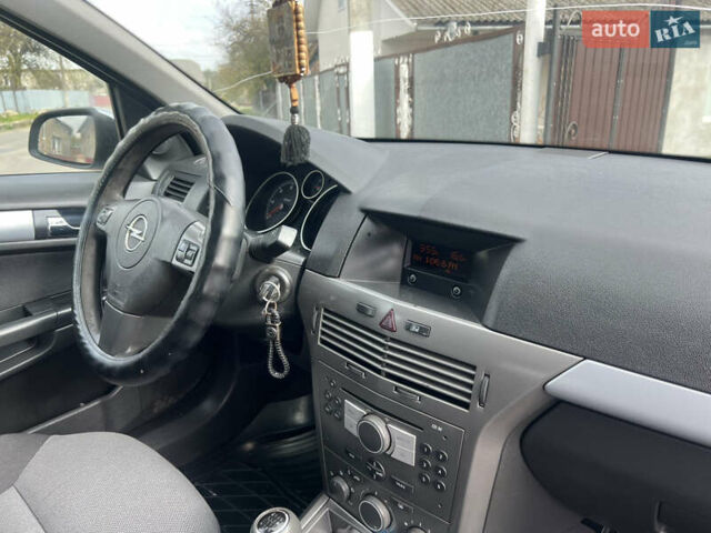 Опель Астра 2006 в Тернополе на Automoto.ua Серый Опель Астра, объемом двигателя 1.2 л и пробегом 300 тыс. км за 3999 $, фото 55 на Automoto.ua