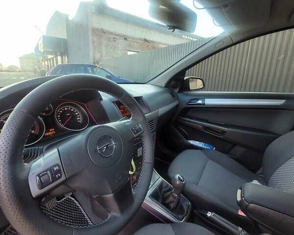 Сірий Опель Астра, об'ємом двигуна 1.9 л та пробігом 288 тис. км за 5350 $, фото 2 на Automoto.ua