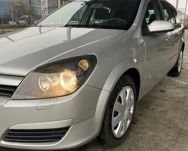 Сірий Опель Астра, об'ємом двигуна 1.6 л та пробігом 180 тис. км за 4450 $, фото 11 на Automoto.ua