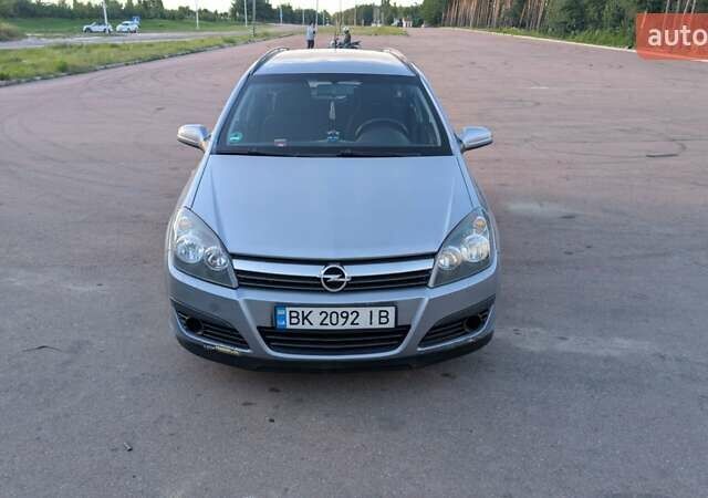 Опель Астра 2006 в Житомире на Automoto.ua Серый Опель Астра, объемом двигателя 1.6 л и пробегом 279 тыс. км за 4900 $, фото 19 на Automoto.ua