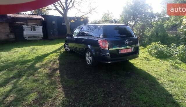 Серый Опель Астра, объемом двигателя 1.6 л и пробегом 217 тыс. км за 4900 $, фото 1 на Automoto.ua