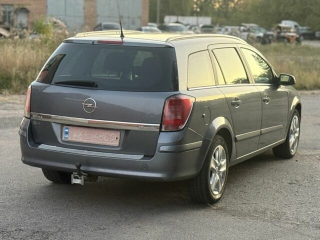 Серый Опель Астра, объемом двигателя 1.6 л и пробегом 309 тыс. км за 5300 $, фото 4 на Automoto.ua