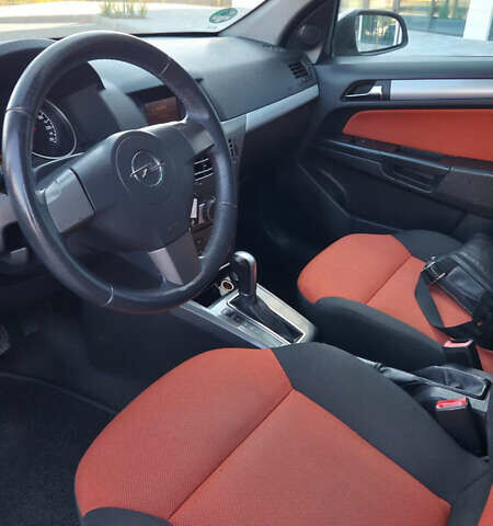 Сірий Опель Астра, об'ємом двигуна 1.8 л та пробігом 181 тис. км за 6500 $, фото 16 на Automoto.ua