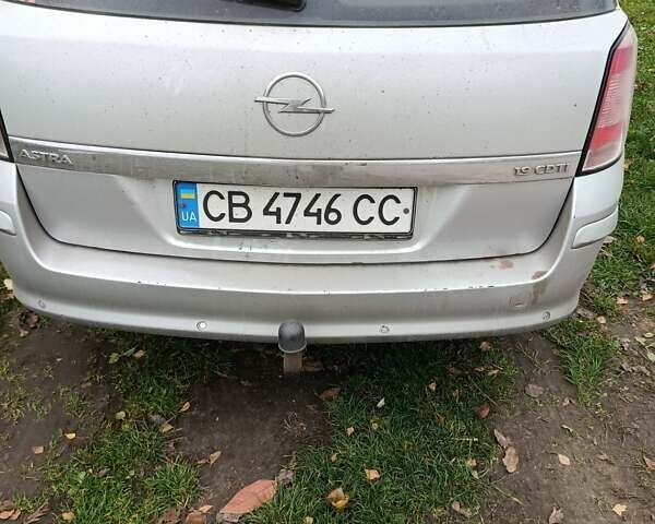 Серый Опель Астра, объемом двигателя 1.9 л и пробегом 360 тыс. км за 4300 $, фото 2 на Automoto.ua