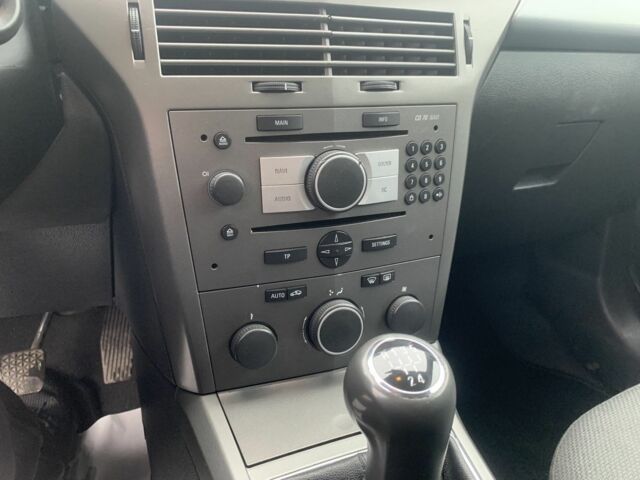 Сірий Опель Астра, об'ємом двигуна 1.6 л та пробігом 195 тис. км за 4790 $, фото 8 на Automoto.ua