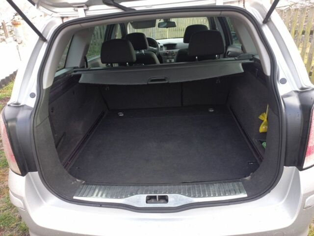 Серый Опель Астра, объемом двигателя 1.6 л и пробегом 227 тыс. км за 4474 $, фото 12 на Automoto.ua