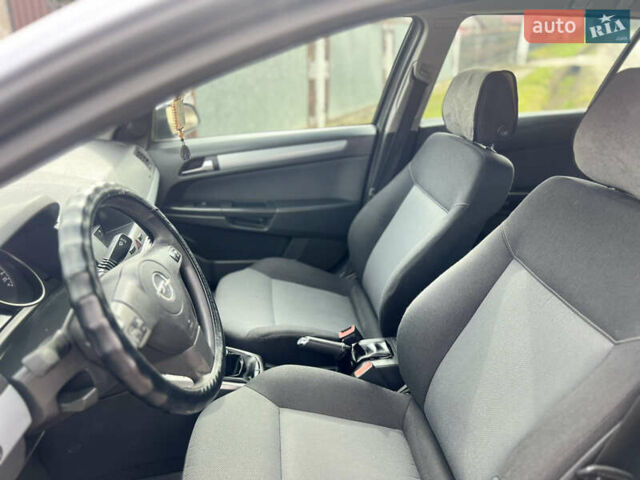 Опель Астра 2006 в Тернополе на Automoto.ua Серый Опель Астра, объемом двигателя 1.2 л и пробегом 300 тыс. км за 3999 $, фото 37 на Automoto.ua